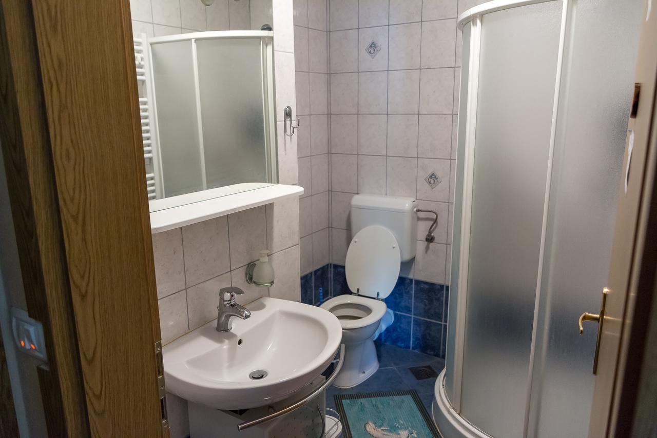 Apartma In Sobe Pilih Vipava Exteriér fotografie